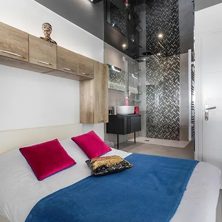 Apartment Le Bocca Port Nature - Vue Mer - Coursive - Parking - Clim - Village Naturiste *